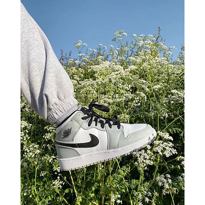 JORDAN RETRO 1 MID LIGHT SMOKE GREY