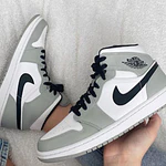JORDAN RETRO 1 MID LIGHT SMOKE GREY