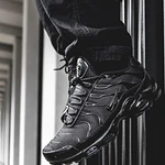 NIKE AIR MAX PLUS TRIPLE BLACK