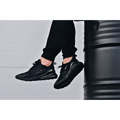 NIKE AIR MAX 270 TRIPLE BLACK