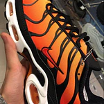 NIKE AIR MAX PLUS TN FIRE