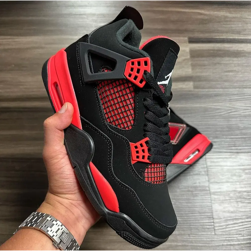 RETRO 4 THUNDER RED