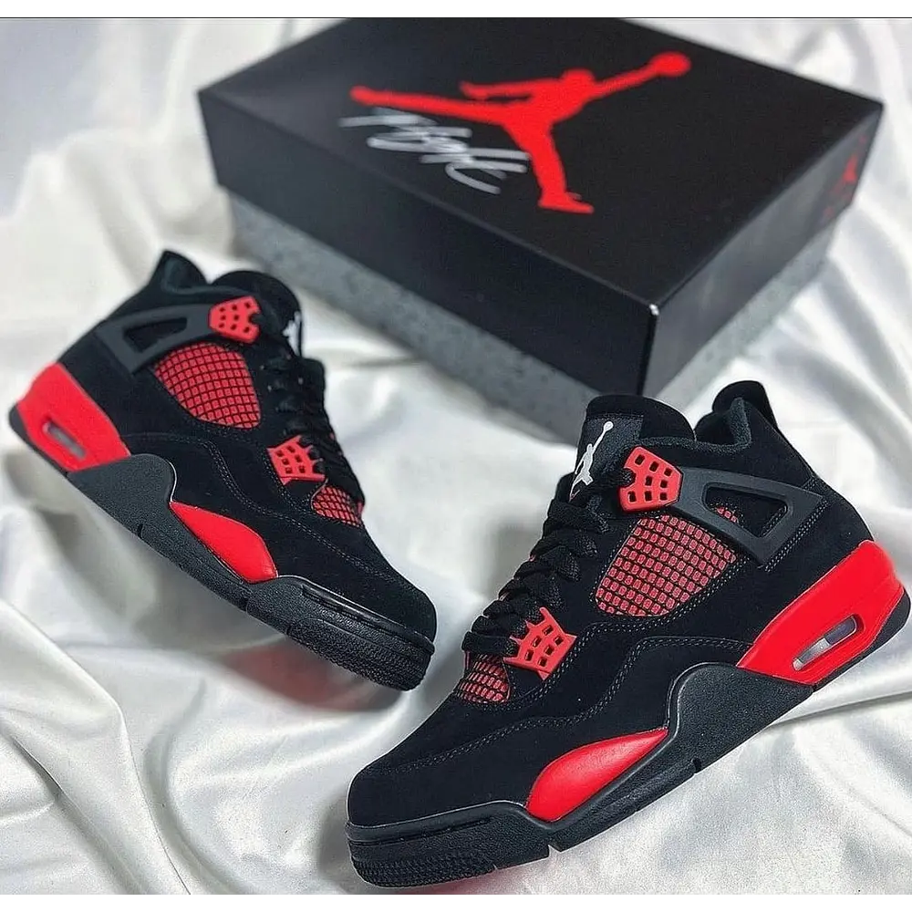 RETRO 4 THUNDER RED
