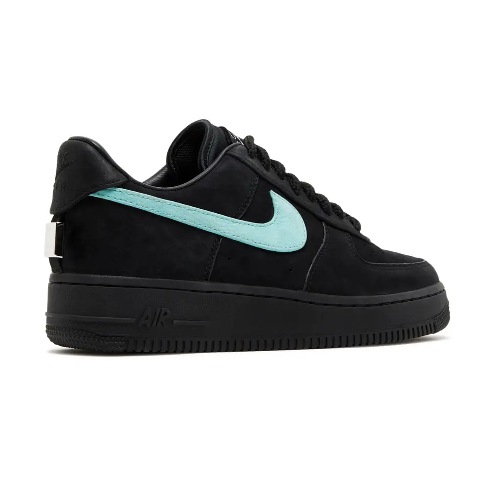 NIKE AIR FORCE 1 TIFANNY CO