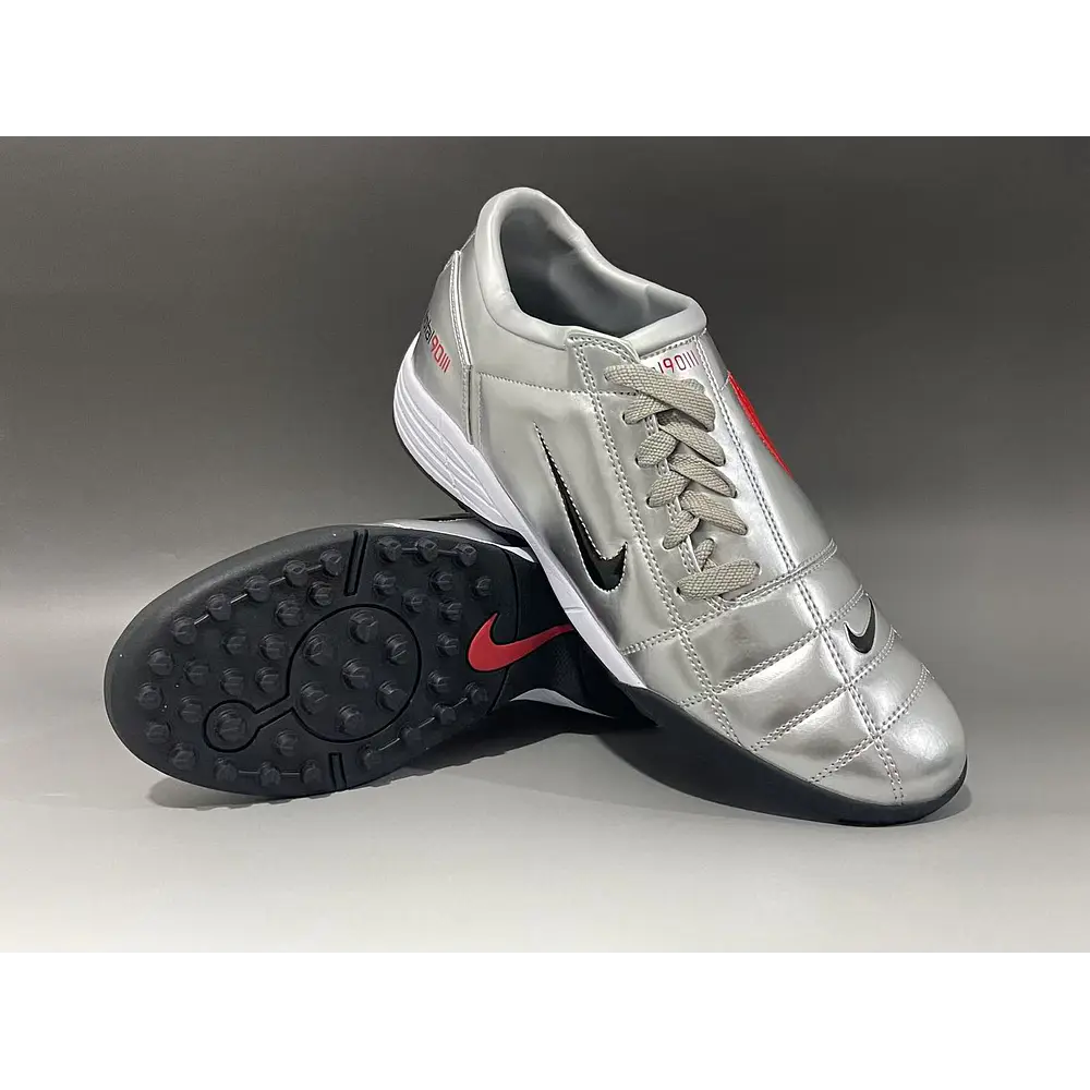 NIKE TOTAL 90 BLACK SILVER BLACK