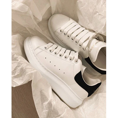 ALEXANDER MCQUEEN BLACK AND WHITE