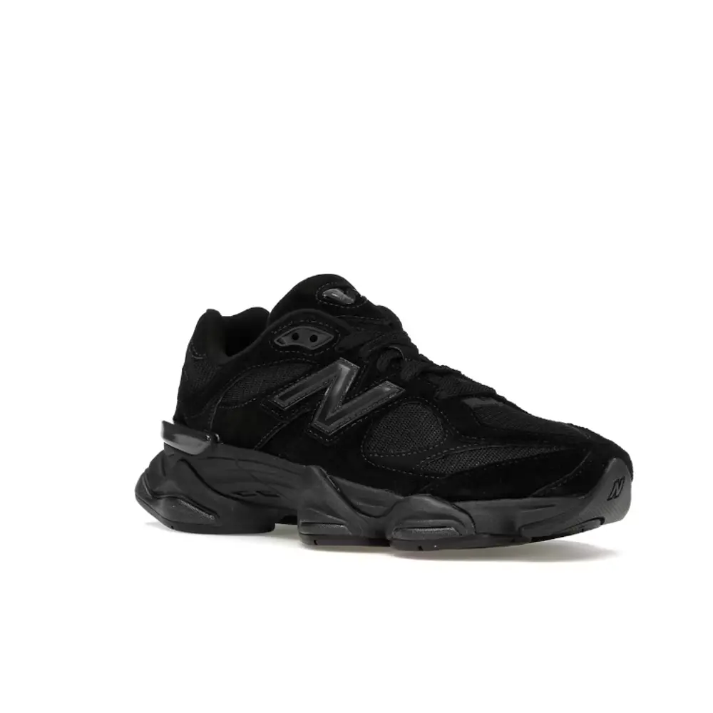 NEW BALANCE 9060 "TRIPLE BLACK"