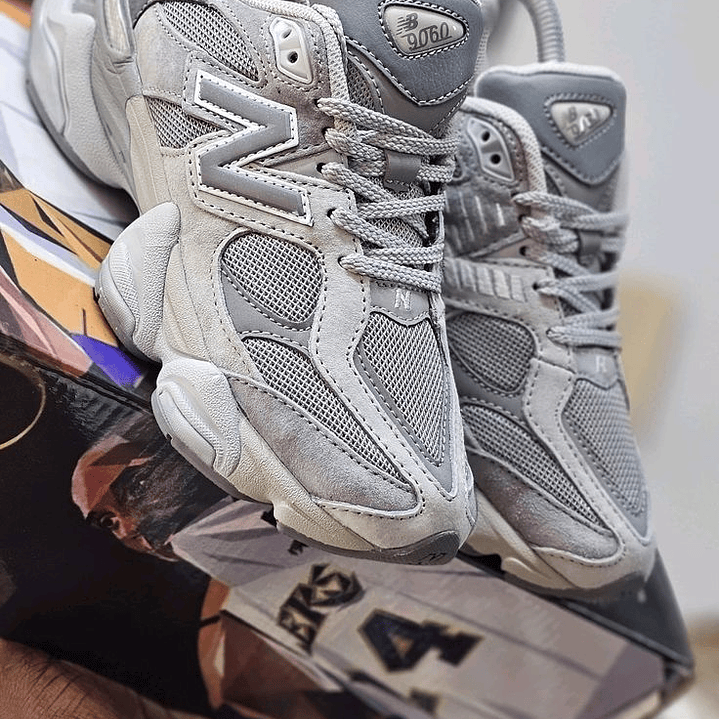 NEW BALANCE 9060 