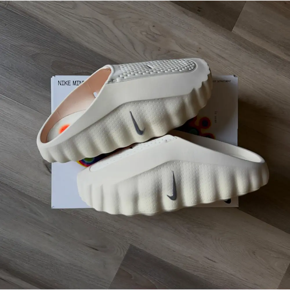 NIKE MIND 001 SLIDE "LIGHT BONE"