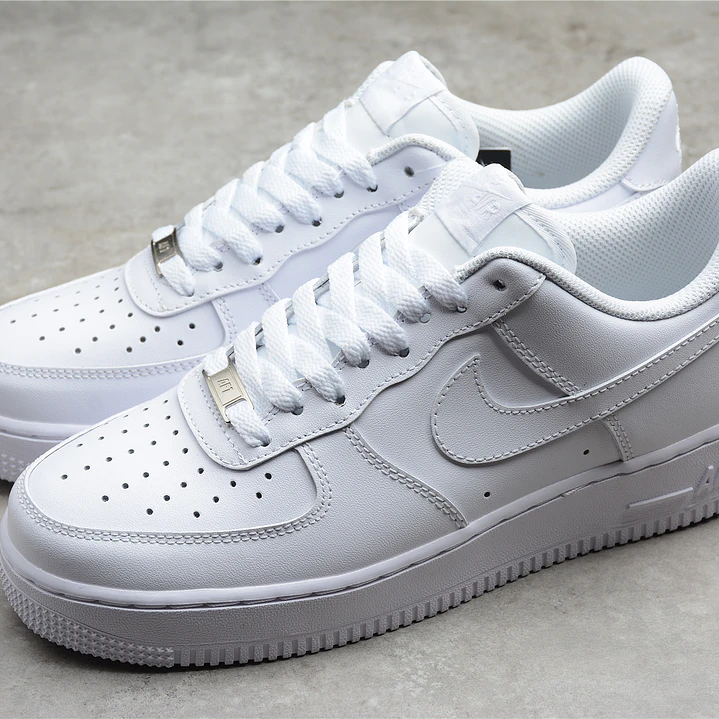Air Force 1 Triple White - Entrega o Envío inmediato 2