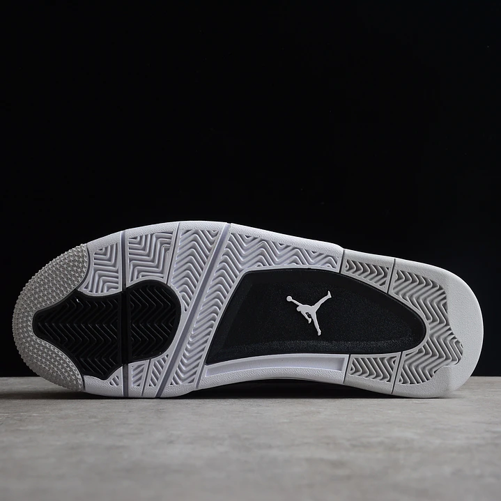 Jordan Retro 4 Military Black- Envío Rapido 3