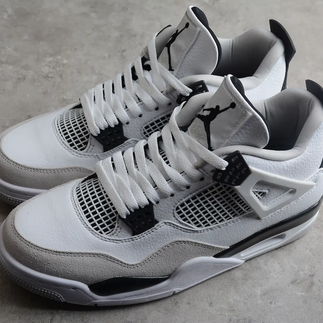 Jordan Retro 4 Military Black- Envío Rapido 5