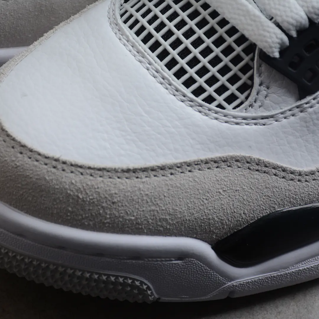 Jordan Retro 4 Military Black- Envío Rapido 6