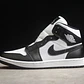 Jordan 1 Mid Panda - Miniatura 1