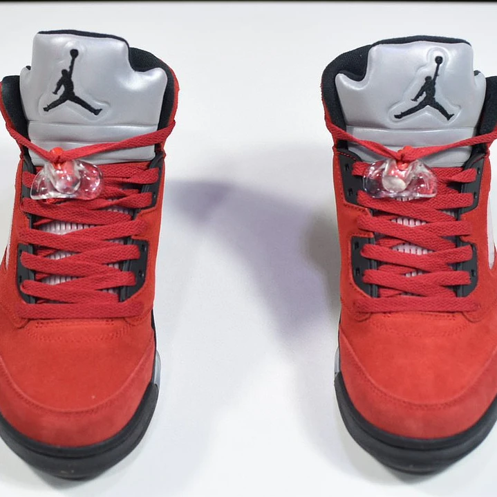 Jordan Retro 5 Toro Bravo-Envío Rapido 2