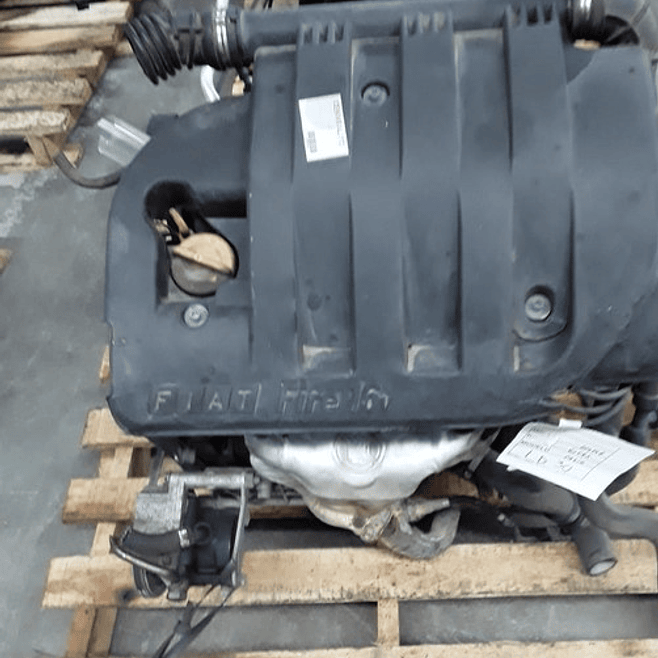 Motor Nafta de Fiat Palio 1.3 5 P FIRE ELX, año 2006.  5