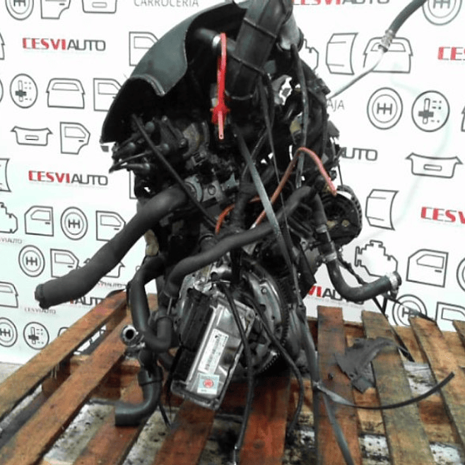 Motor Nafta de Fiat Palio 1.3 5 P FIRE ELX, año 2006.  6