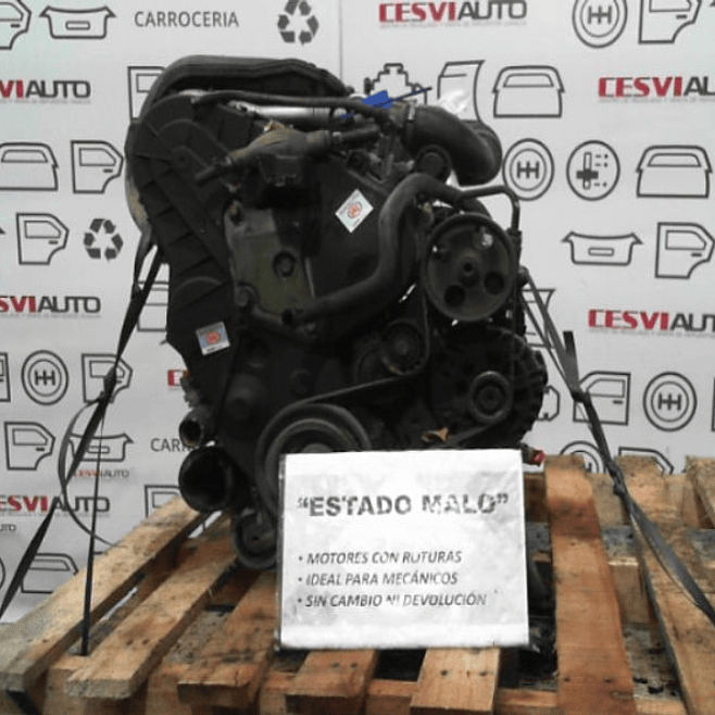 Motor Diesel de Peugeot Partner 1.9 D PLC PRESENCE 5P, año 2007. 3