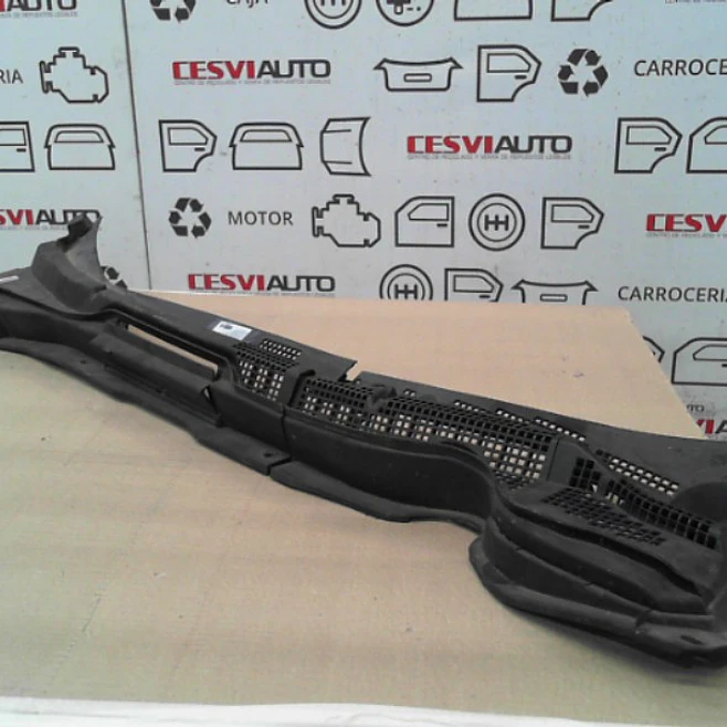 Rejilla Bajo Parabrisa Honda Crv 2.4 4X2 LX AUT L/07 5P 2011 2