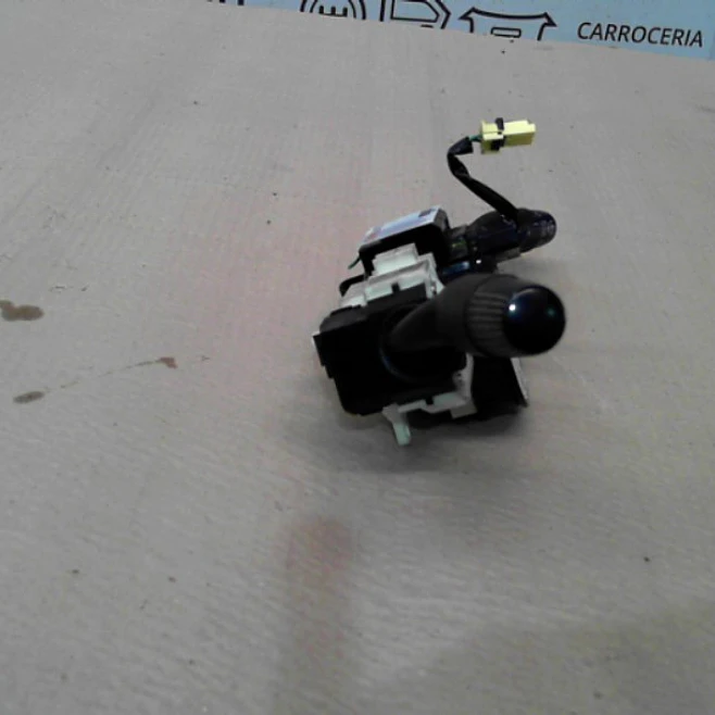 Comando De Luces Y Limpia Parabrisas Honda Crv 2.4 4X2 LX AUT L/07 5P 2011 2