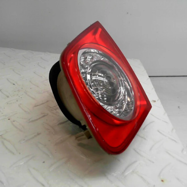 Faro Aux Trasero Izquierdo Renault Duster 2.0 4X2 Privilege 2011 2
