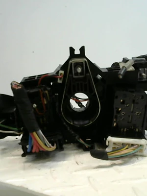 Comando De Luces Y Limpia Parabrisas Renault Duster 2.0 4X2 Privilege 2011