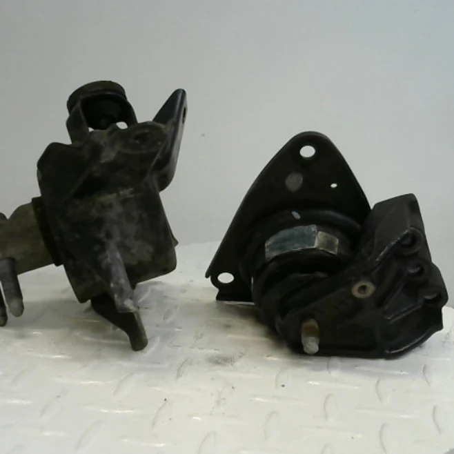 Soportes De Motor Y Caja Kia Cerato Koup 2.0 2P 2012 2
