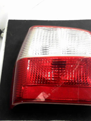 Faro Trasero Izquierdo Fiat Uno Fire 1.3 5 PTAS L/09 2010