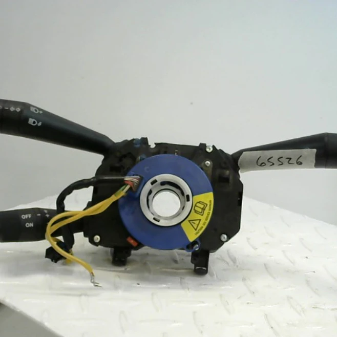 Comando De Luces Y Limpia Parabrisas Fiat Linea Absolute Dualogic 4P 2010 1