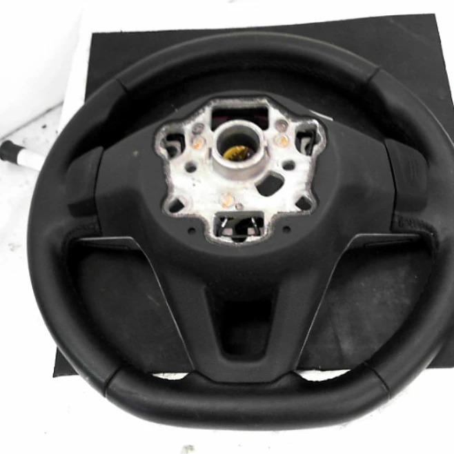 Volante De Direccion Volkswagen Taos 1.4 250 TSI Comfortline TIP. 5P 2021 2