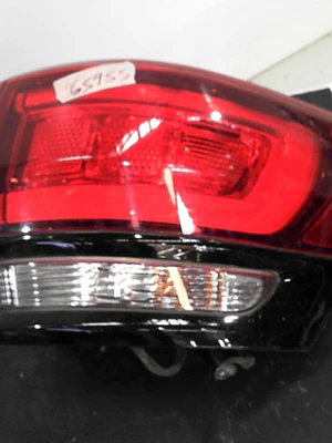 Faro Trasero Derecho Chrysler Jeep Grand Cherokee SRT8 L/14 5P 2019