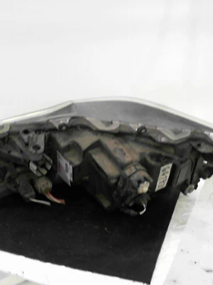 Optica Derecha Toyota Corolla 1.8 SE-G L/20 CVT Hybrid 4P 2020