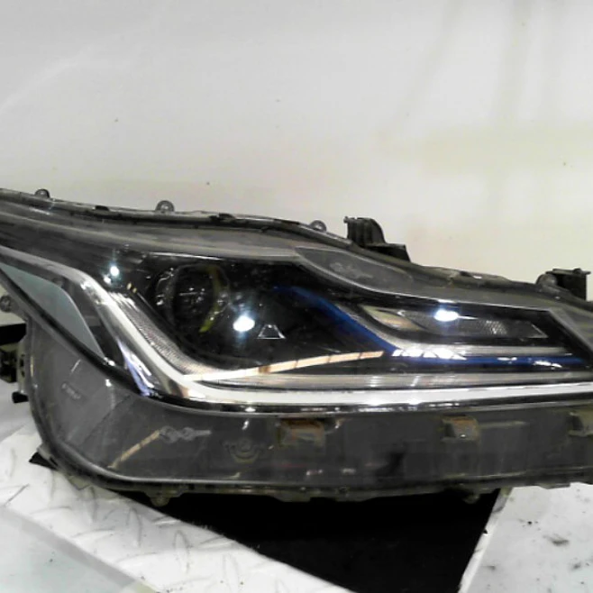 Optica Derecha Toyota Corolla 1.8 SE-G L/20 CVT Hybrid 4P 2020 2