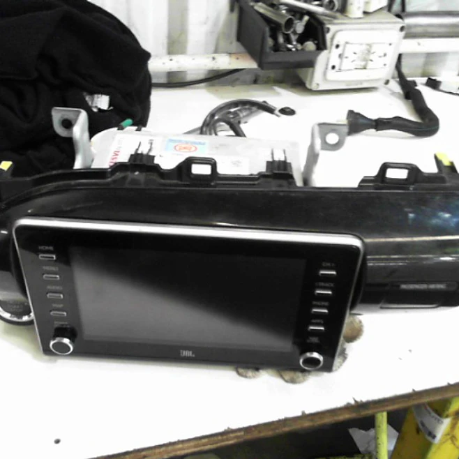 Equipo De Sonido Toyota Hilux L/12 2.5 DC 4X4 TD DX Pack 4P 2014 1