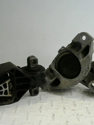 Soportes De Motor Y Caja Mercedes Benz A 200 Blueefficiency Style L/13 5P 2013