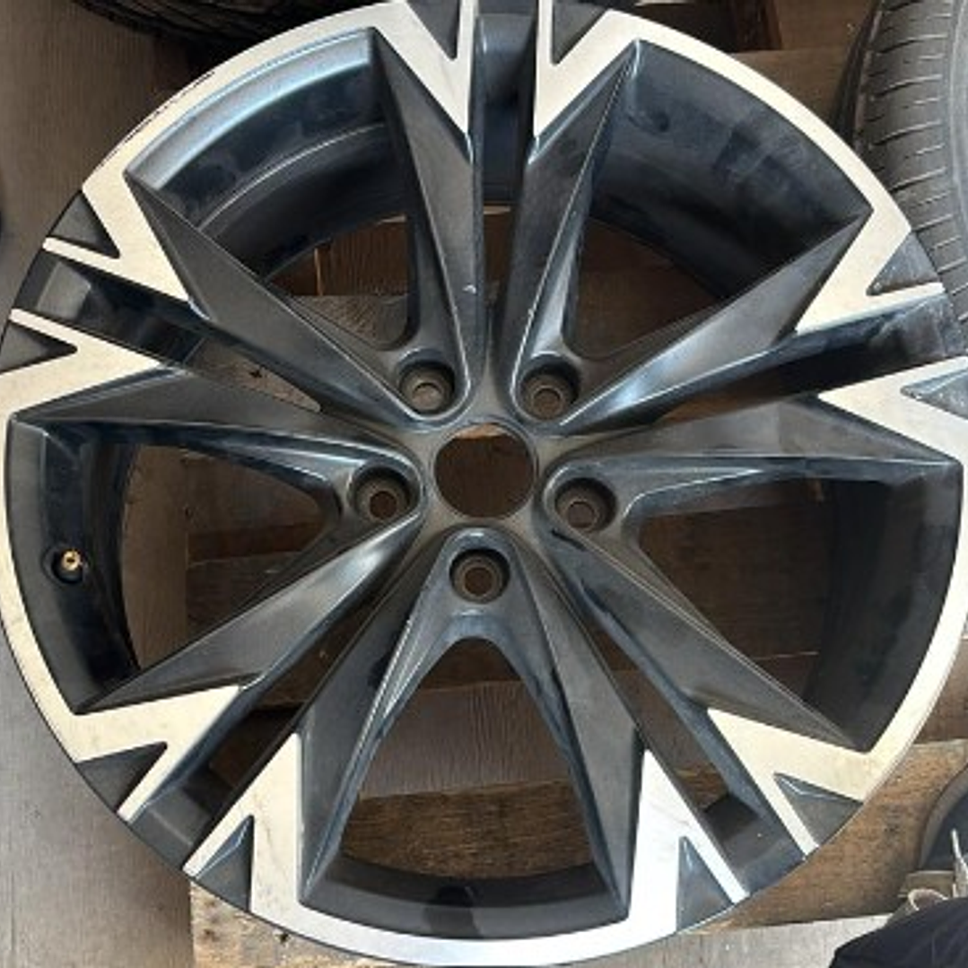 Llanta Cupra Formentor 1