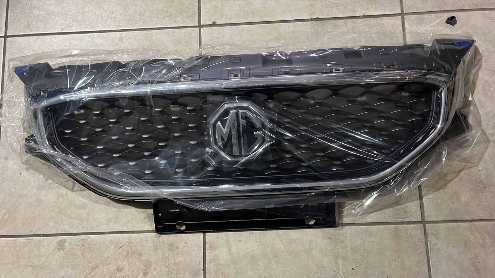 MÁSCARA MG MG 3 1