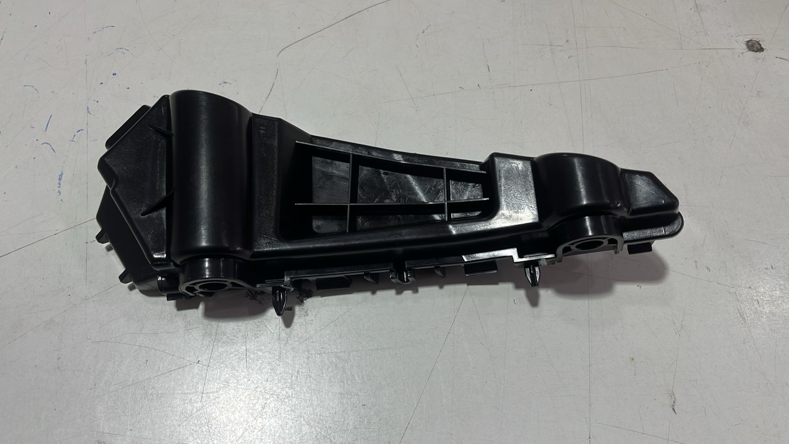 SOPORTE MG ZS 1