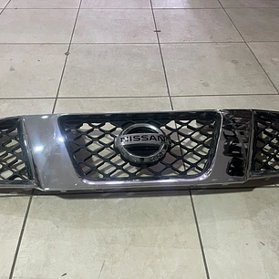 MÁSCARA NISSAN NAVARA/ FRONTIER (D40)