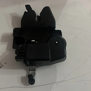 TAPA NISSAN VERSA