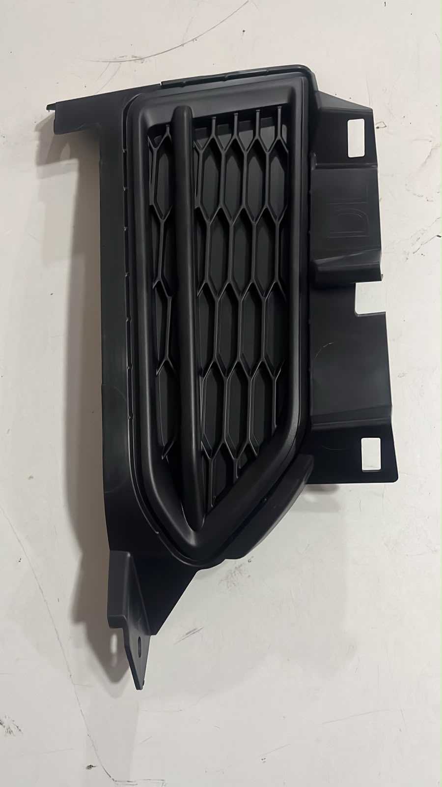 TAPA NISSAN VERSA 1