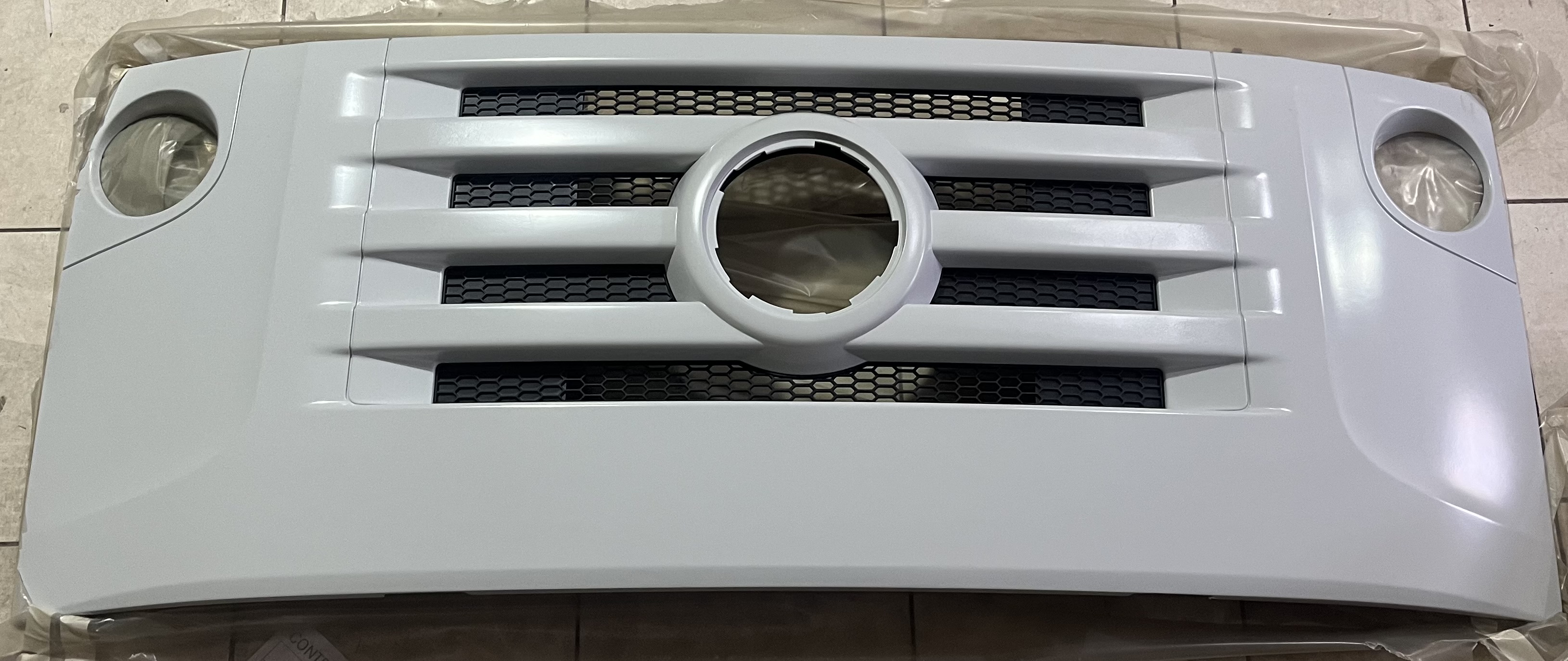 MÁSCARA VOLKSWAGEN CONSTELLATION 1