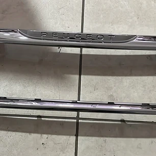 MOLDURA PEUGEOT PARTNER