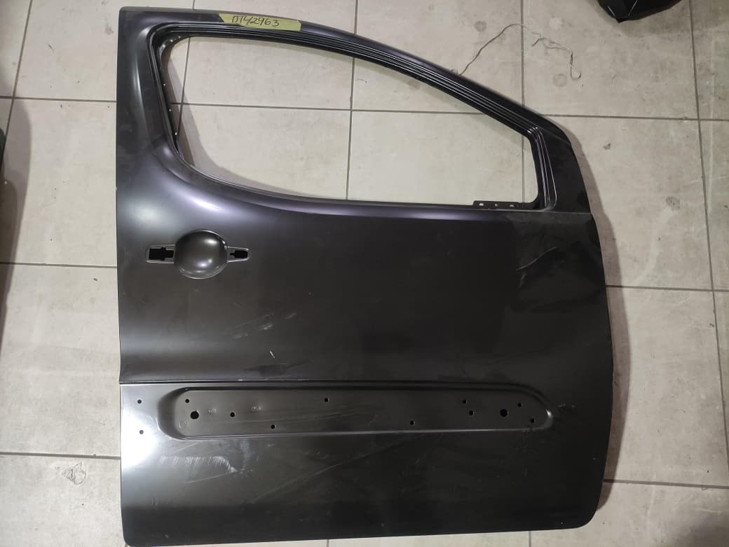 PUERTA PEUGEOT PARTNER 1