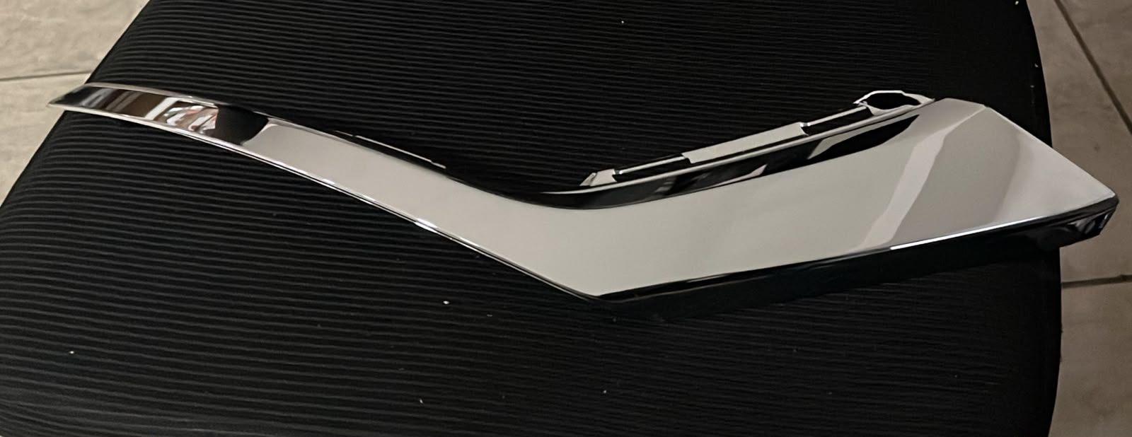 MOLDURA MITSUBISHI OUTLANDER 1