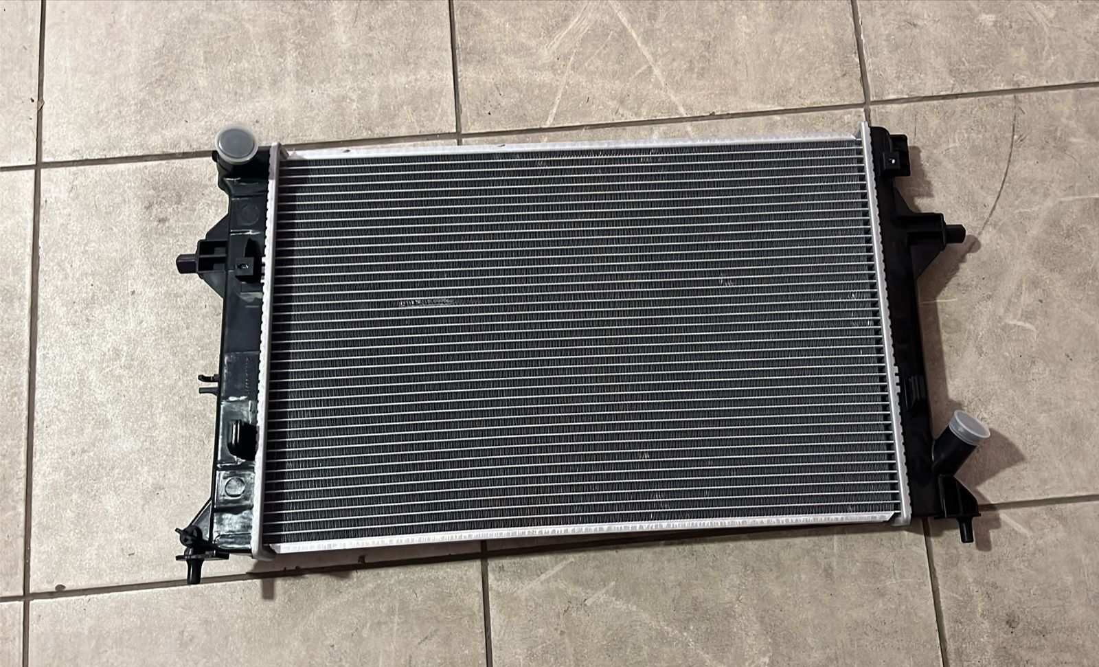 RADIADOR KIA SOLUTO 1