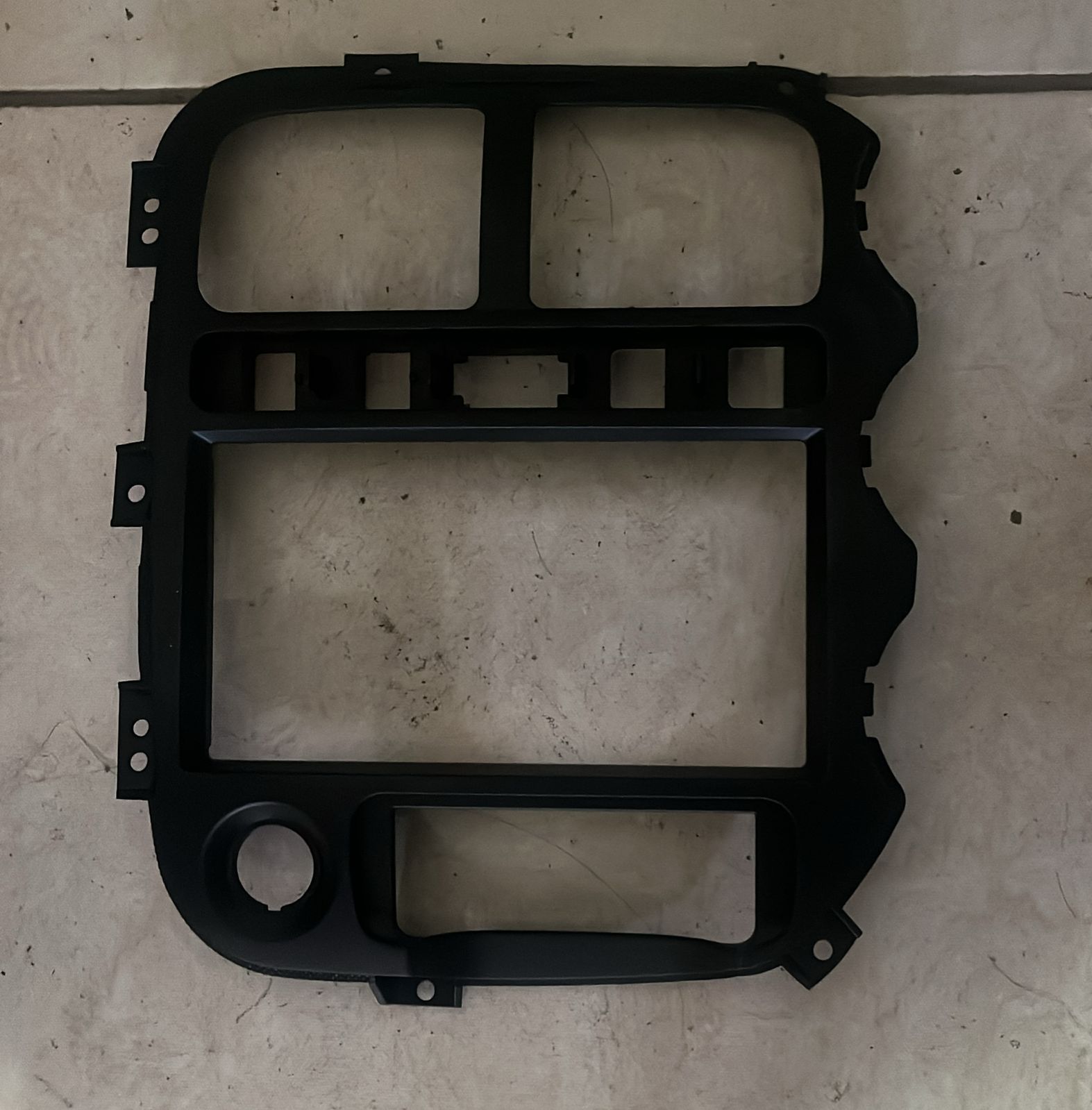 BISEL KIA FRONTIER 1