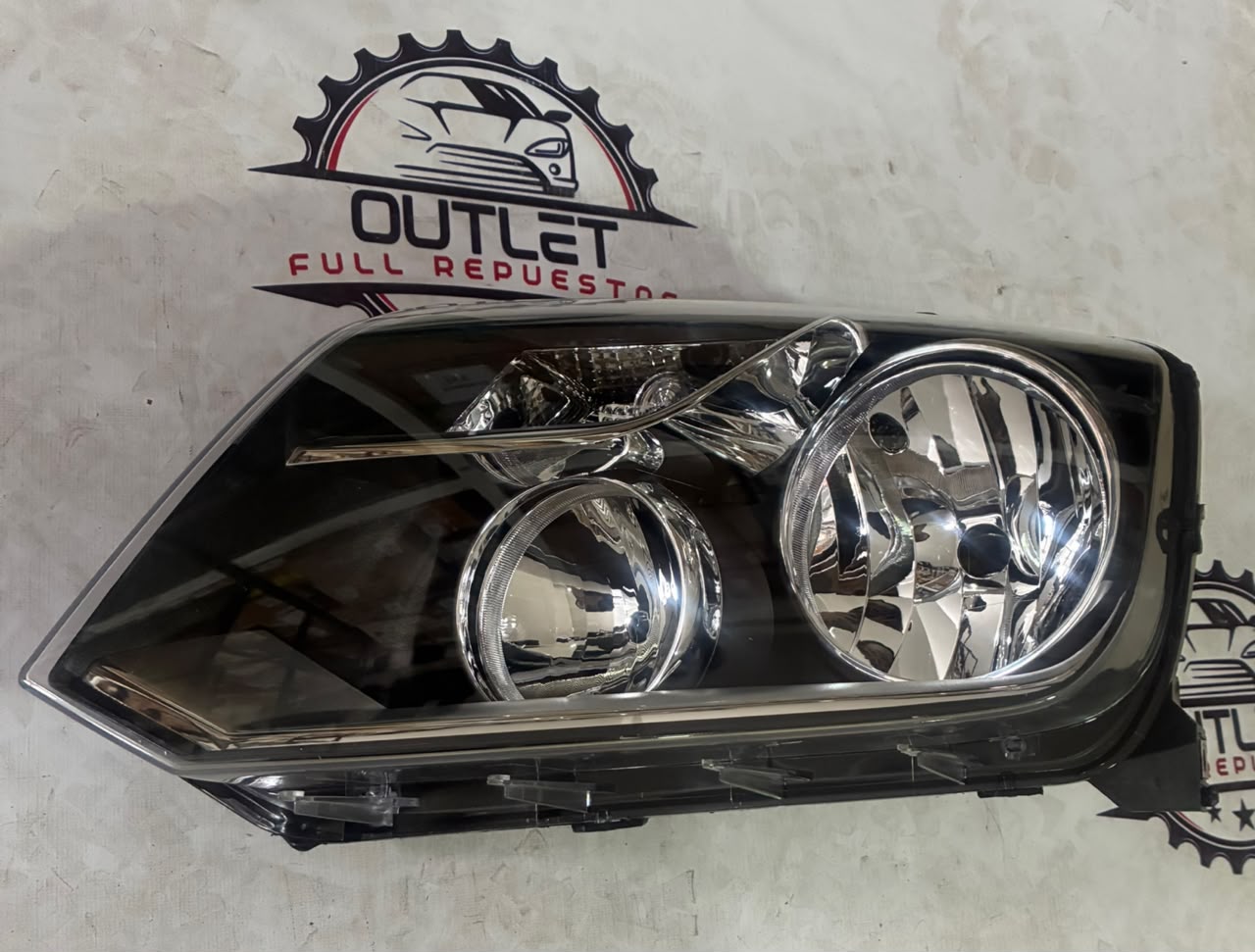 OPTICO VOLKSWAGEN AMAROK 1