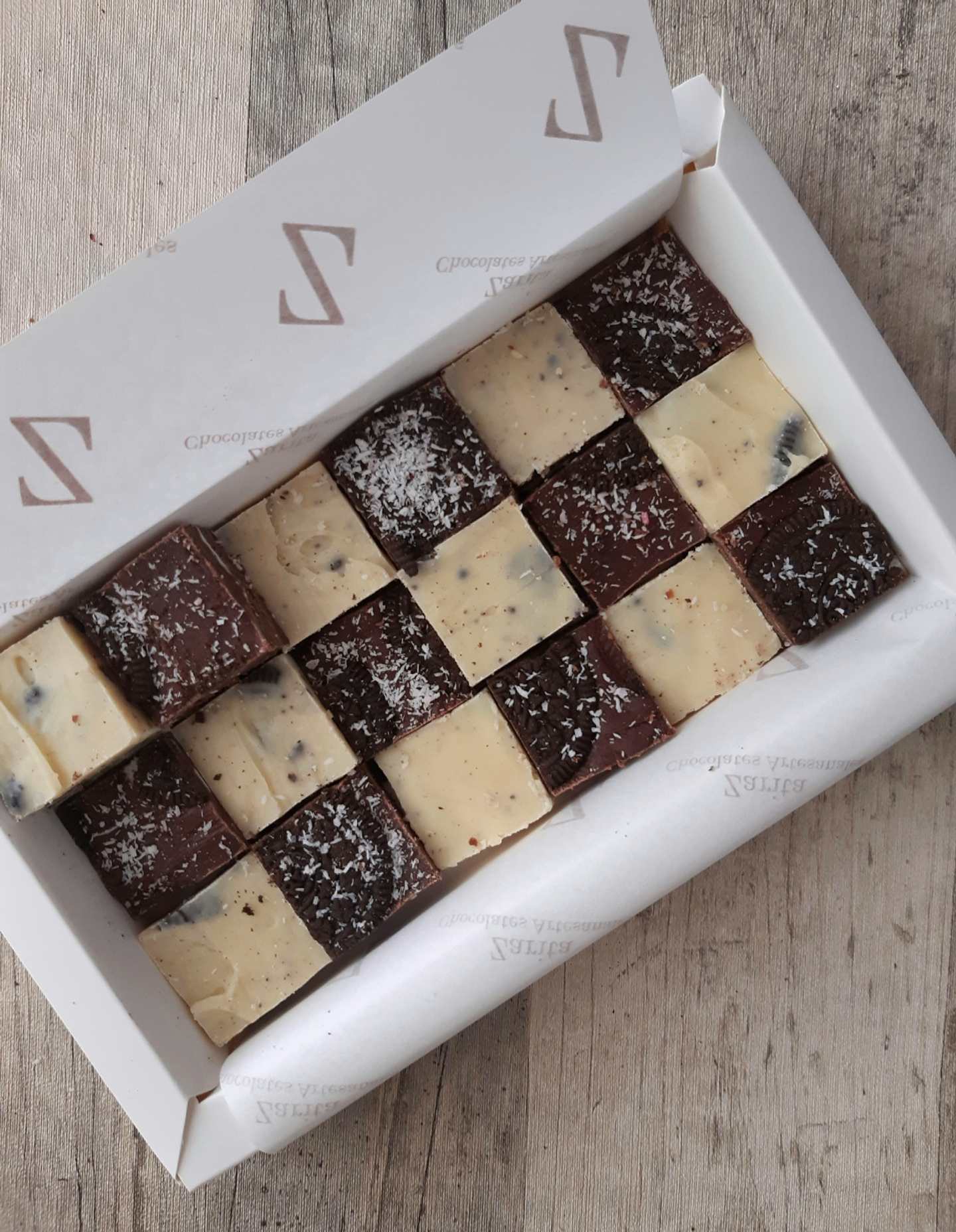 Caja Chocolates 20 unidades Mixta Oreo 2