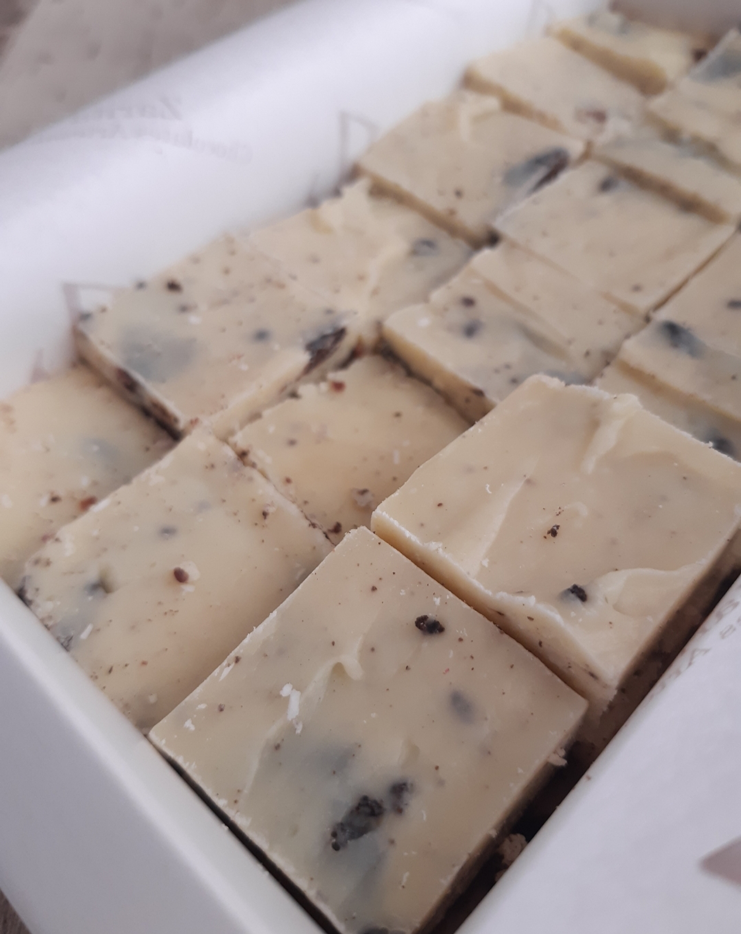 Caja Chocolates 20 unidades Oreo Blanco 1